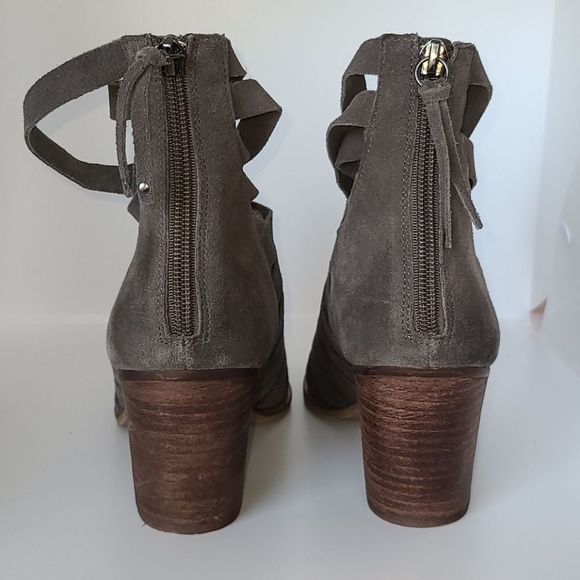 Suede strappy boot - Picture 3 of 7